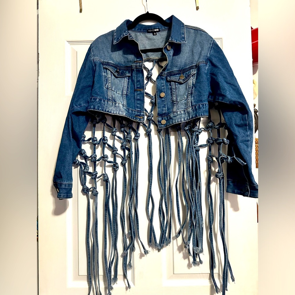 DENIM JACKET WITH FRINGES! Fun, Flirty and Fabulous!